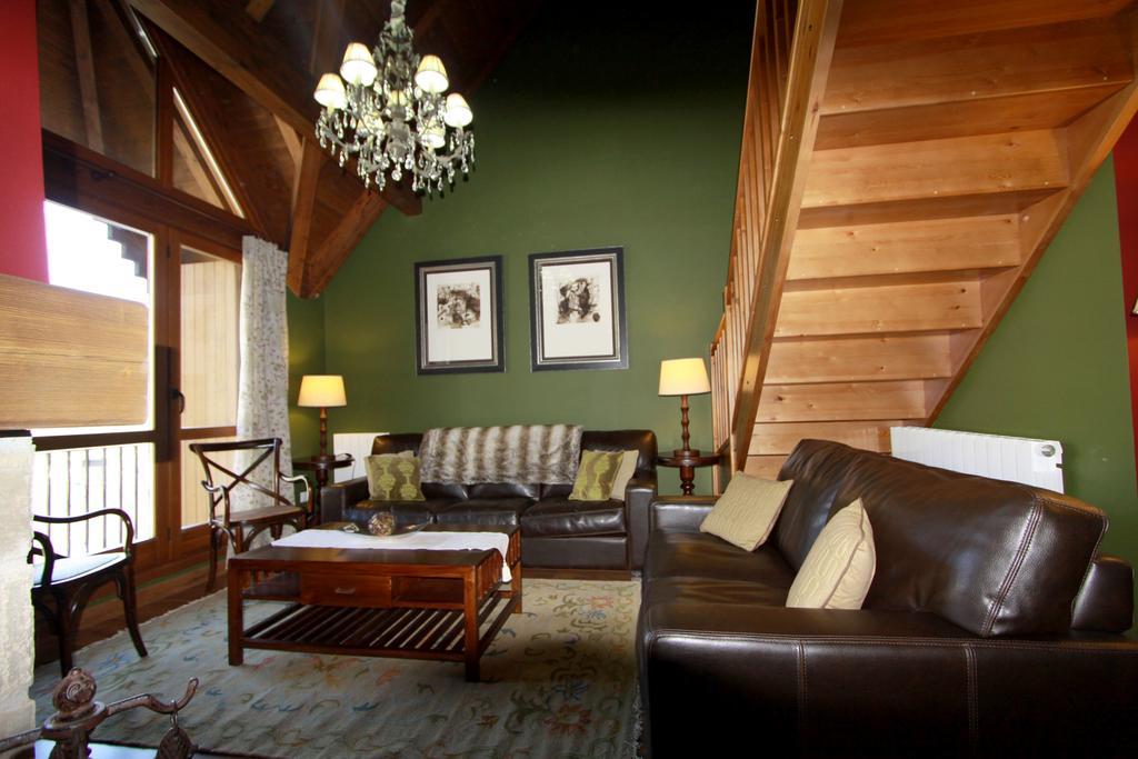 Charming Escarrilla Apartment Exterior photo
